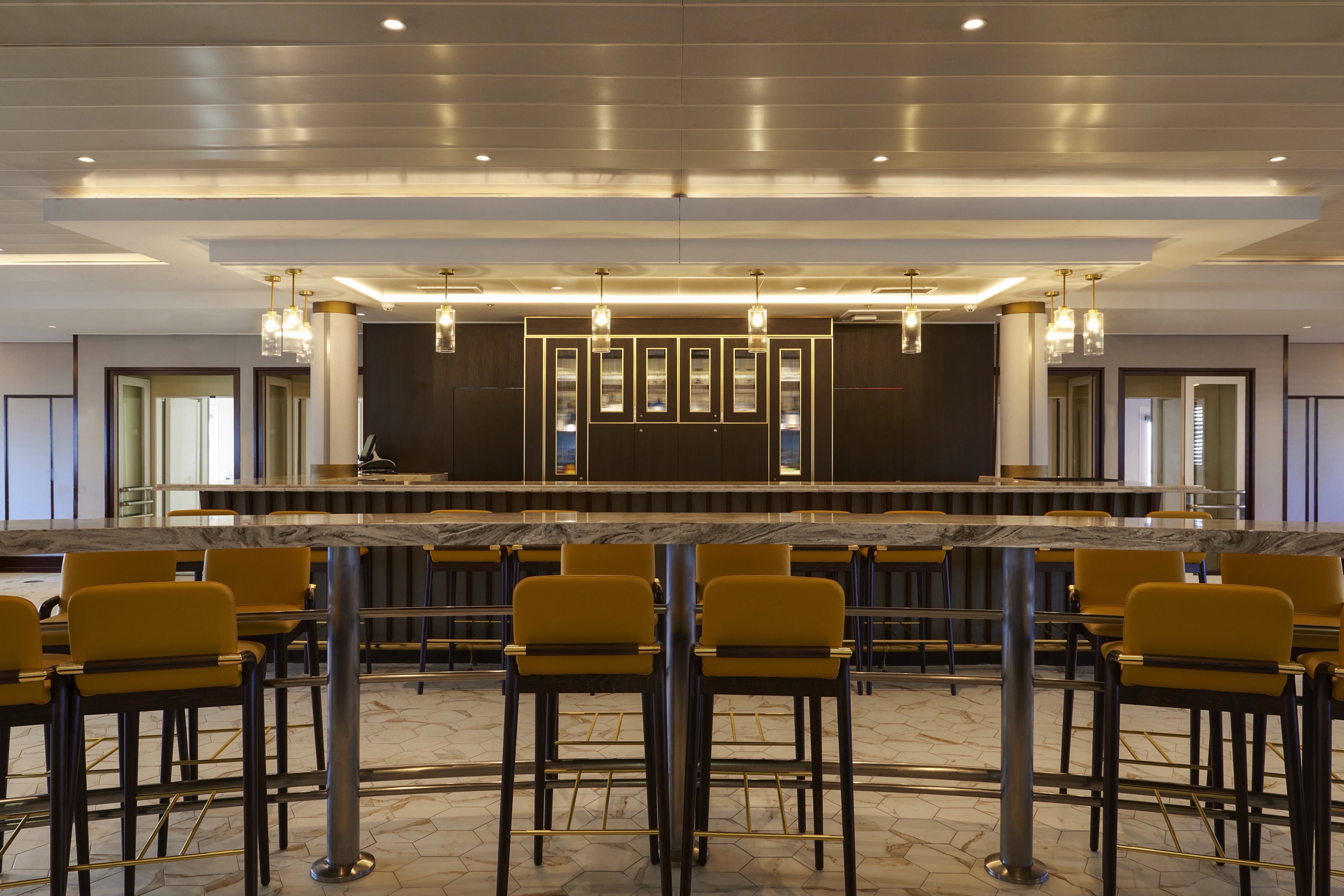 Wind Surf - Lounge